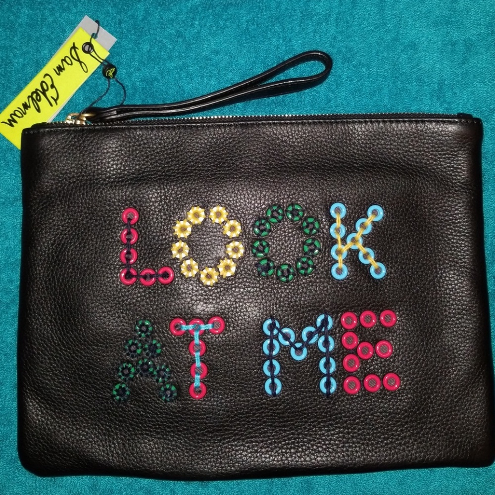 NWT Sam Edelman Layton verbiage clutch